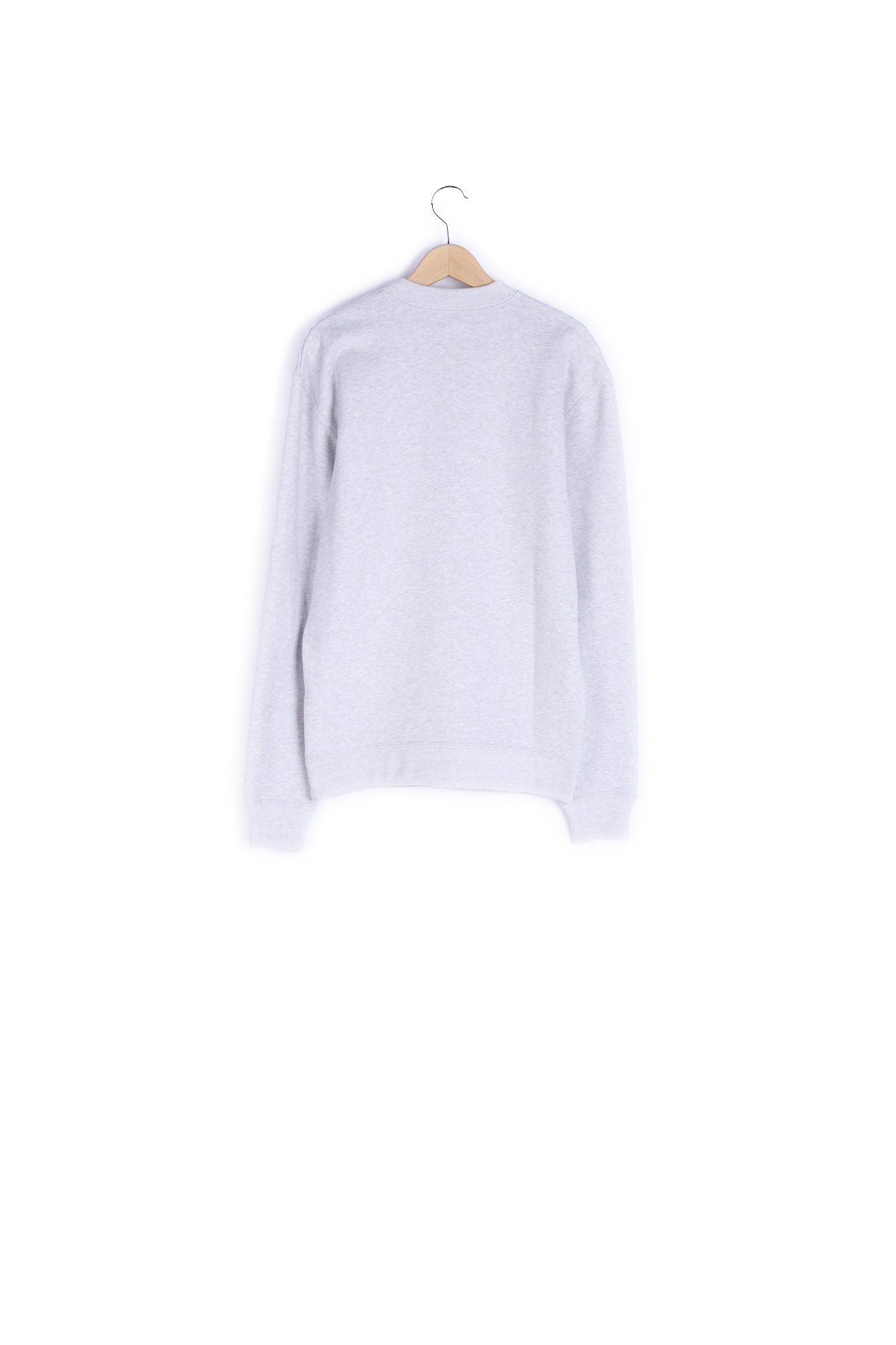 Pull chaud en laine upcyclé par Tilli Aigle