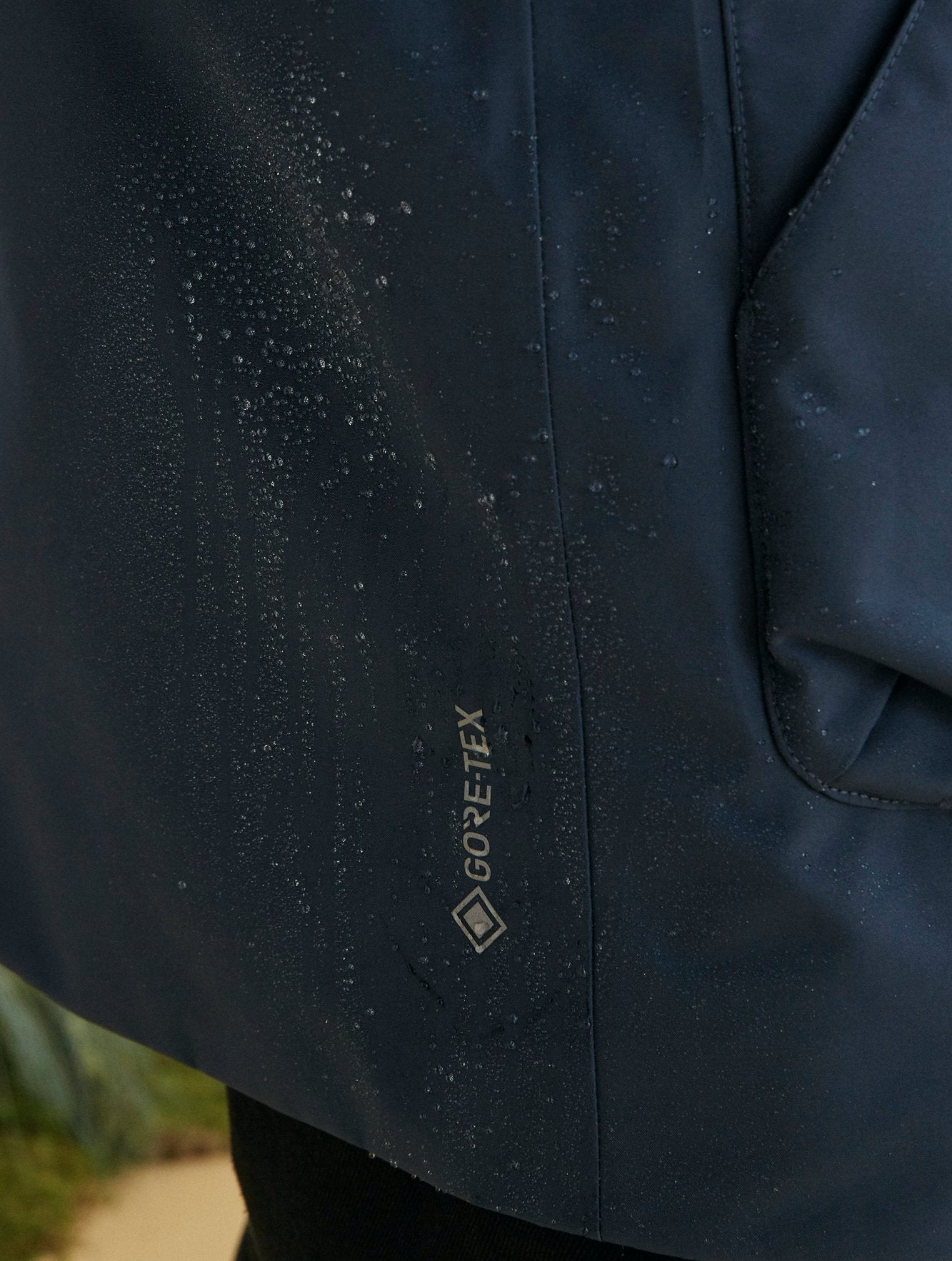 Parka longue GORE-TEX ouate Dupont Sorona® à capuche Homme Aigle