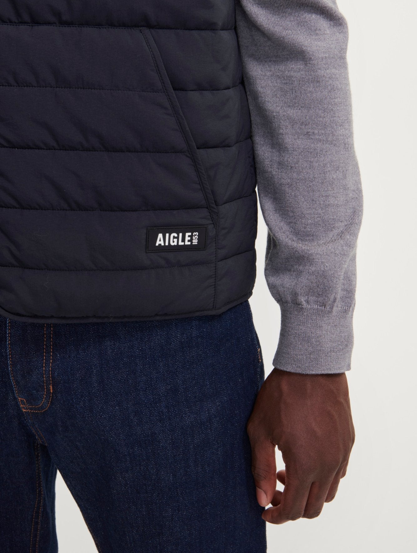 Gilet sans manches court déperlant ouate DUPONT SORONA® Aigle