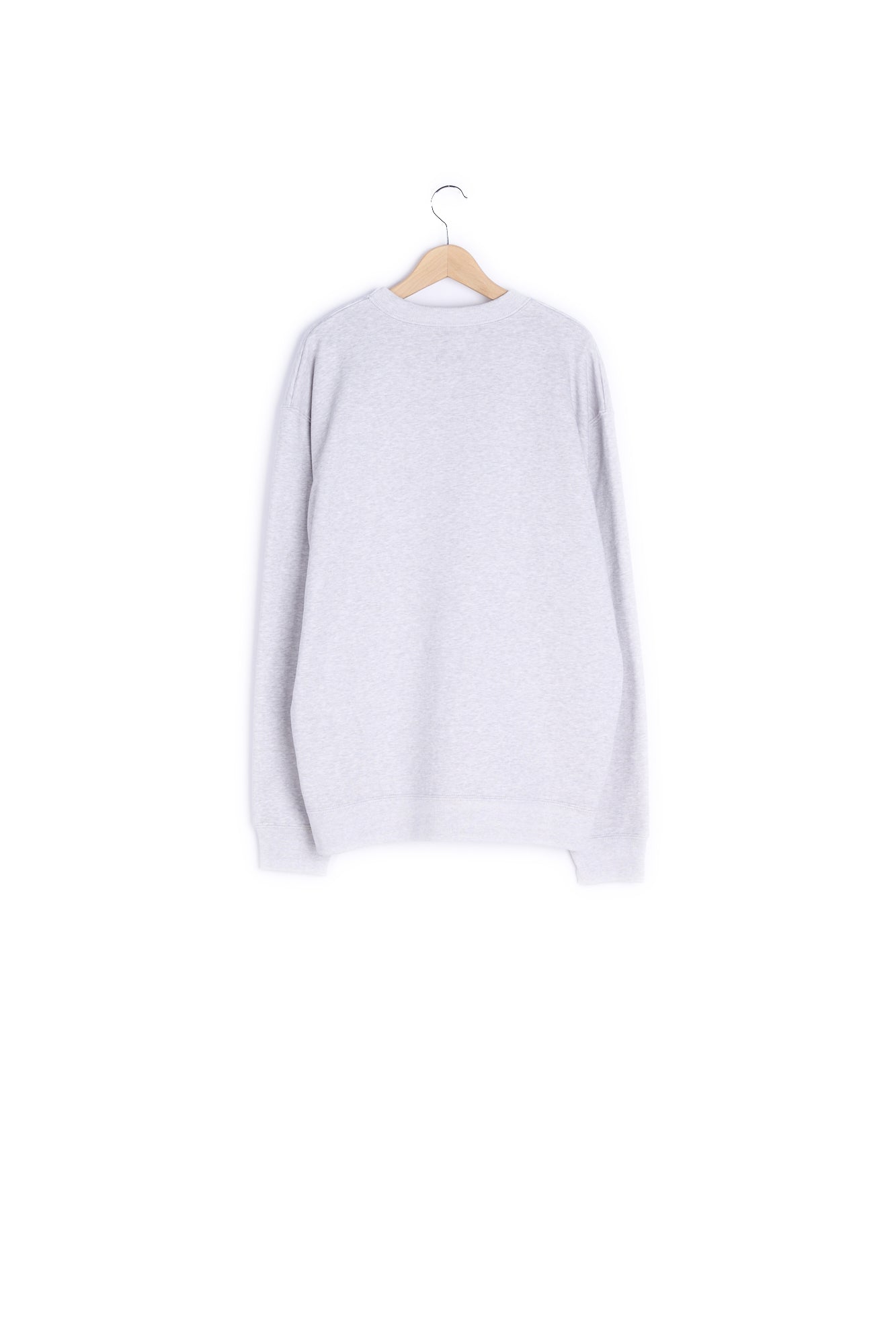 Pull chaud en laine upcyclé par Tilli Aigle