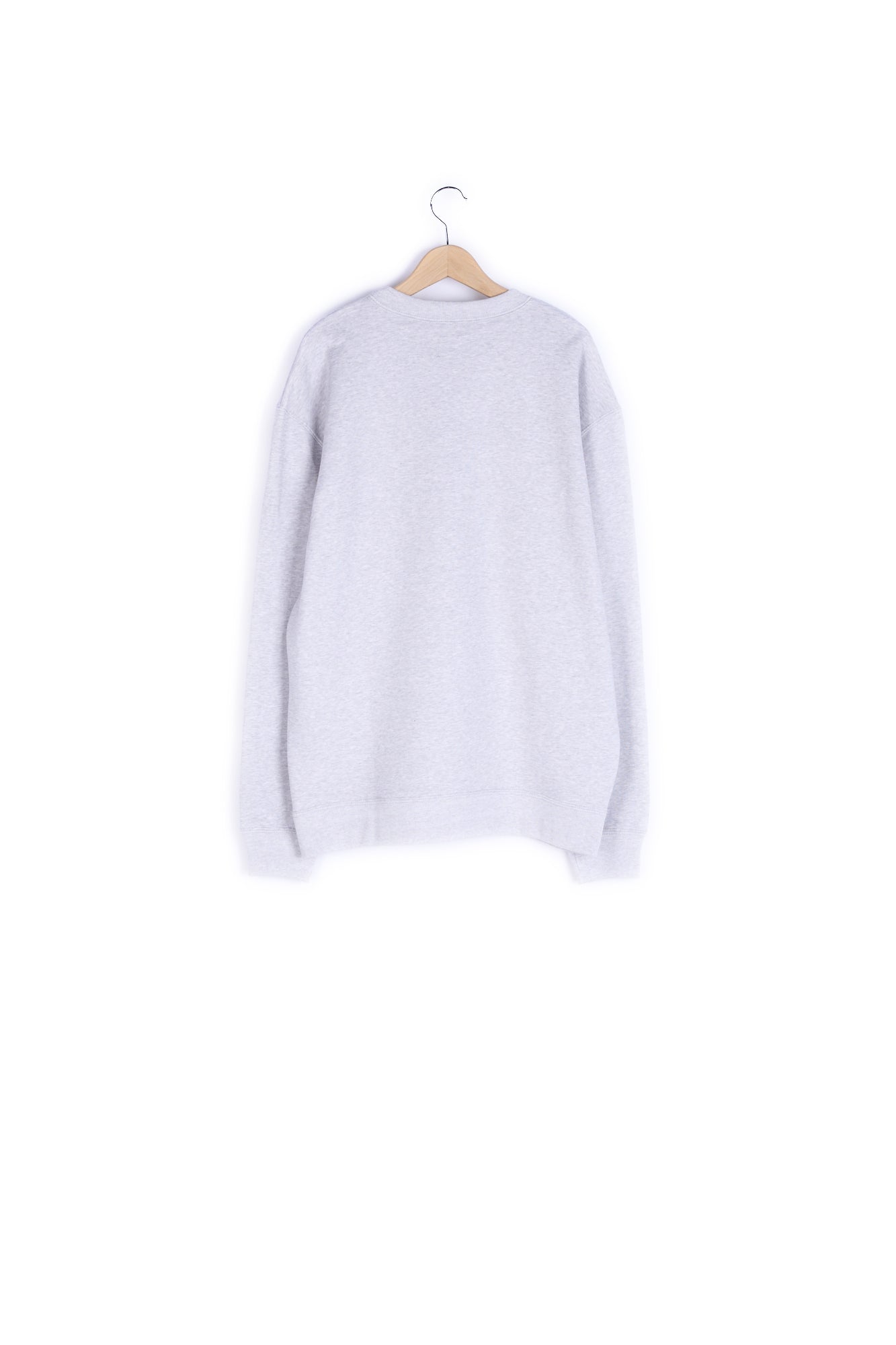 Pull chaud en laine upcyclé par Tilli Aigle
