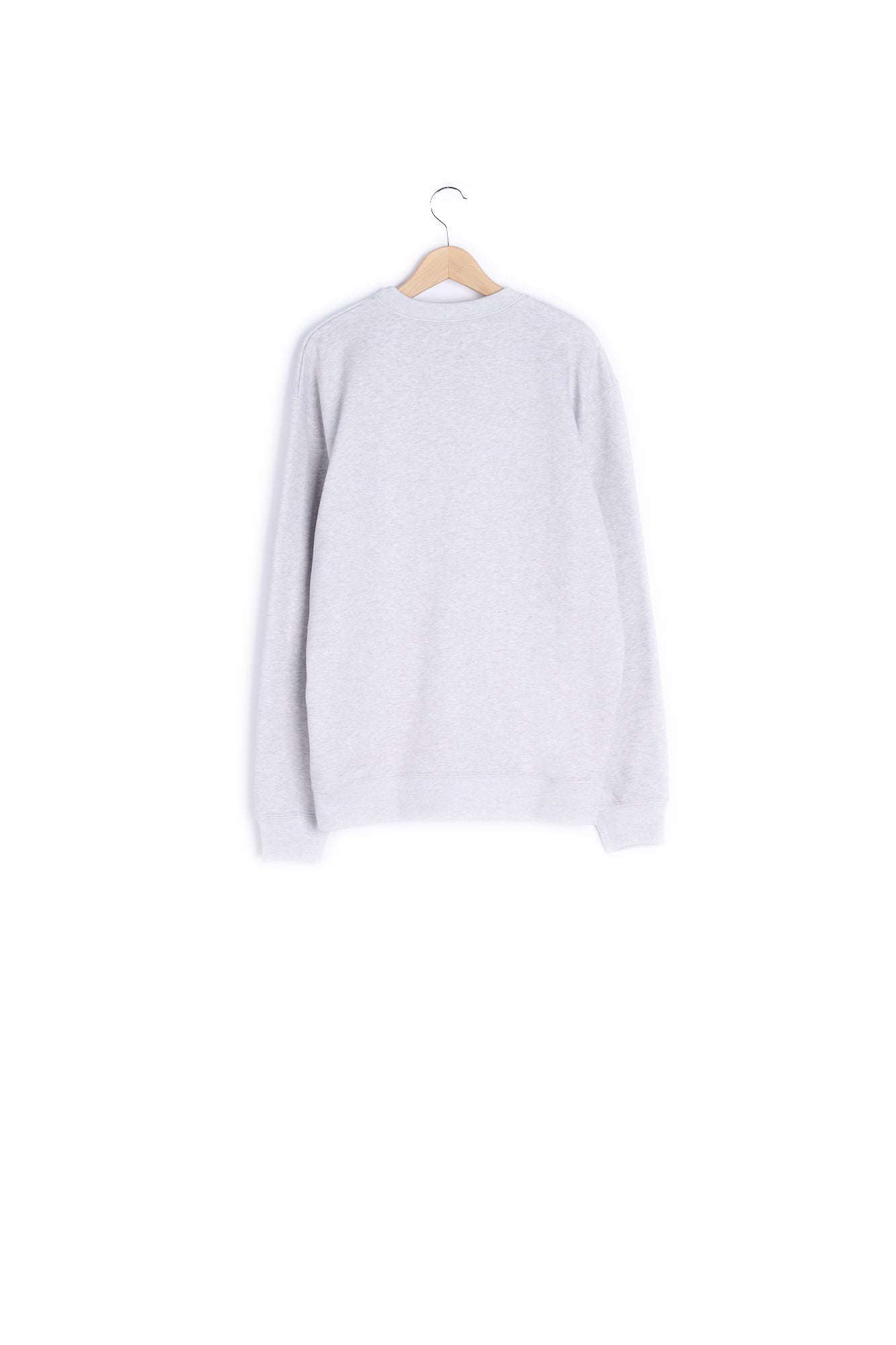 Pull chaud en laine upcyclé par Tilli Aigle